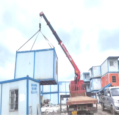 拆!貴陽白云一村莊違規(guī)搭建泡沫夾芯彩鋼板房被白云消防強制拆除